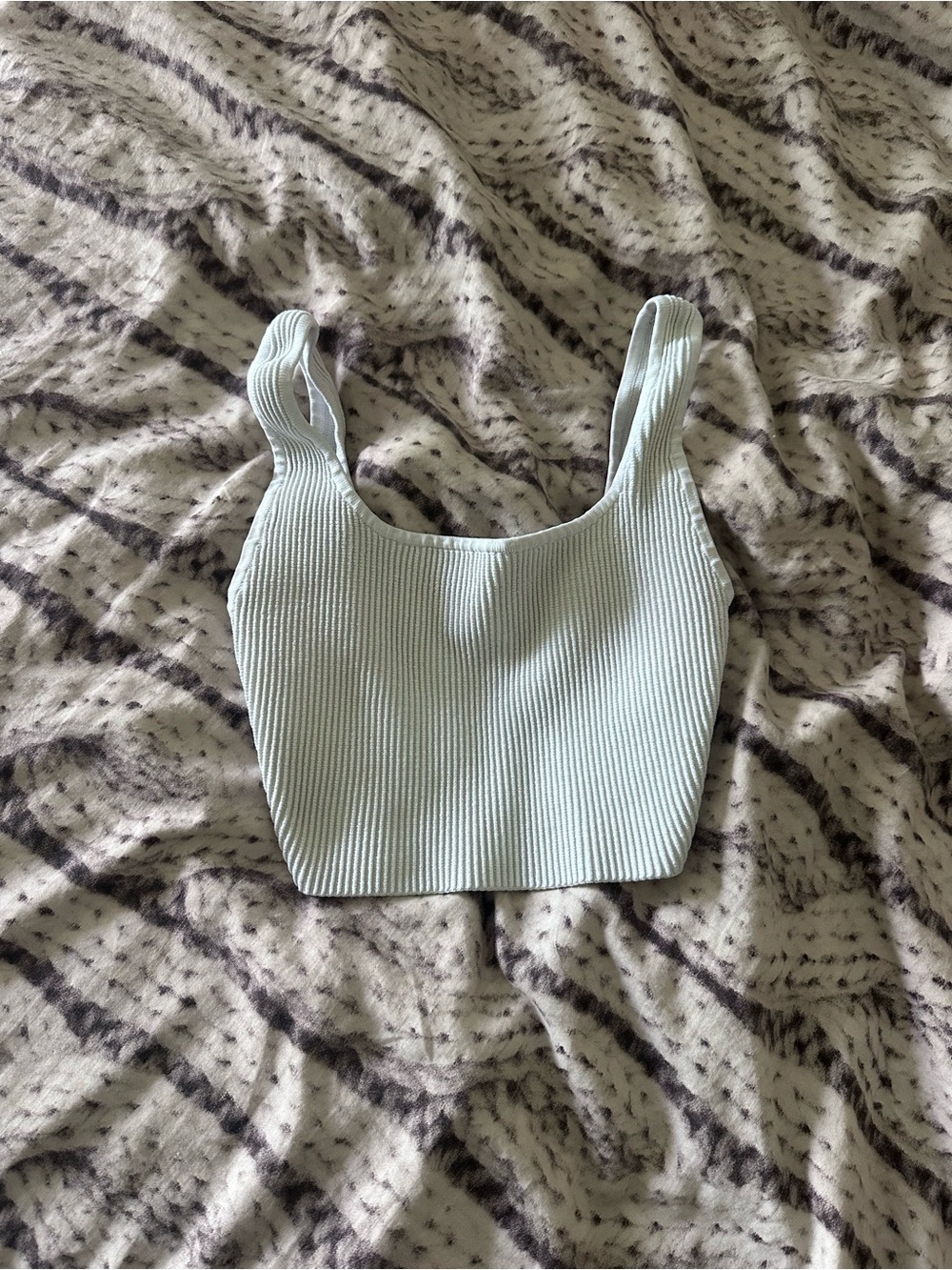 Babaton Ribbed Scoop Crop Tank - White